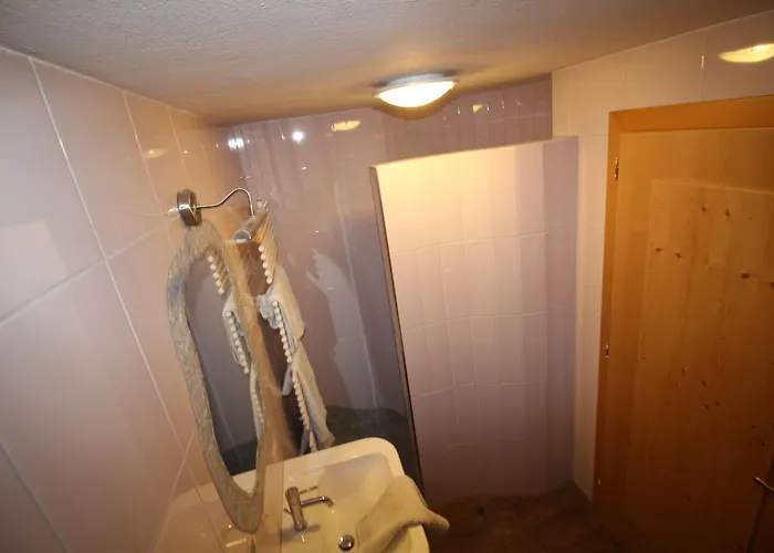 Fruehstueckspension Wahl فندق مبيت وإفطار Ruprechtshofen